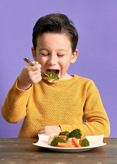 ¿Qué vitaminas darle a un niño que se resfría mucho?